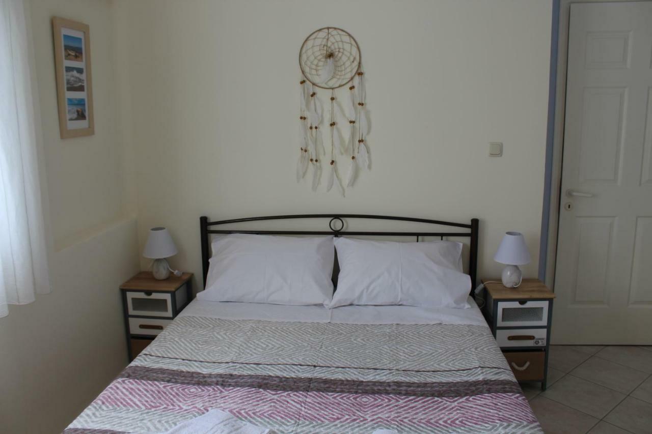 Lonelia'S Family Homes Lefkimmi  Bagian luar foto