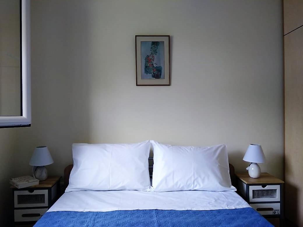 Lonelia'S Family Homes Lefkimmi  Bagian luar foto
